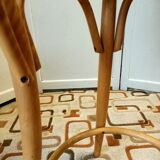 Bar stool