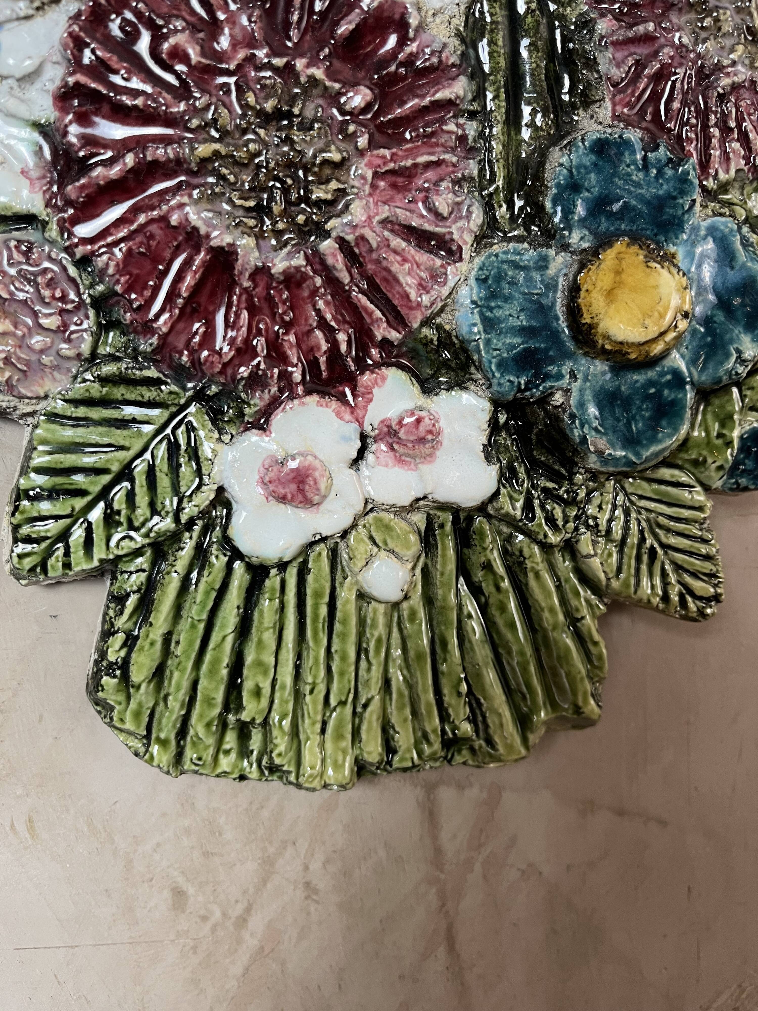 Ceramic wall decoration