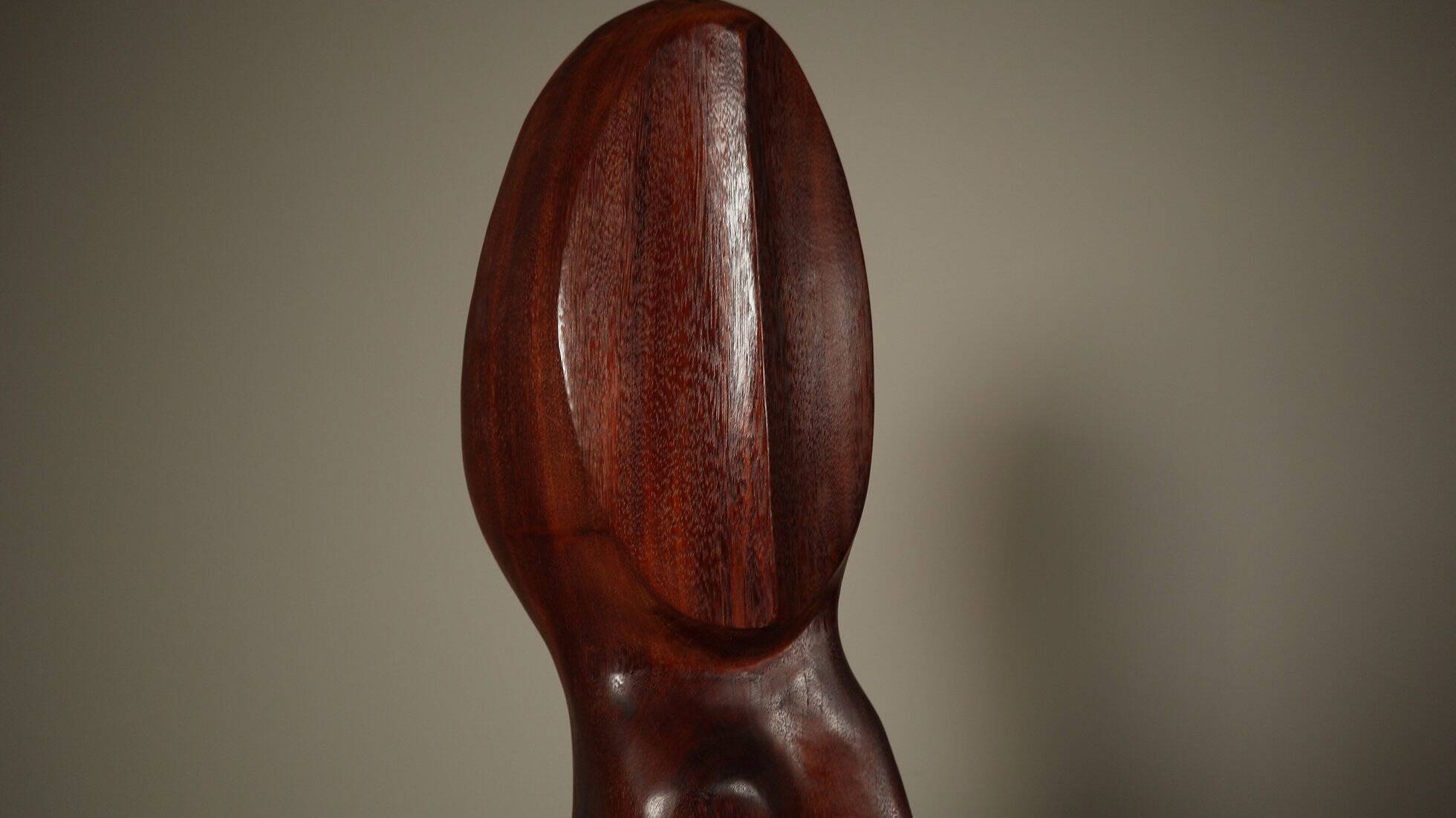 Monumental Afzelia wood sculpture by Begga d’Haese, Belgium, c. 1985