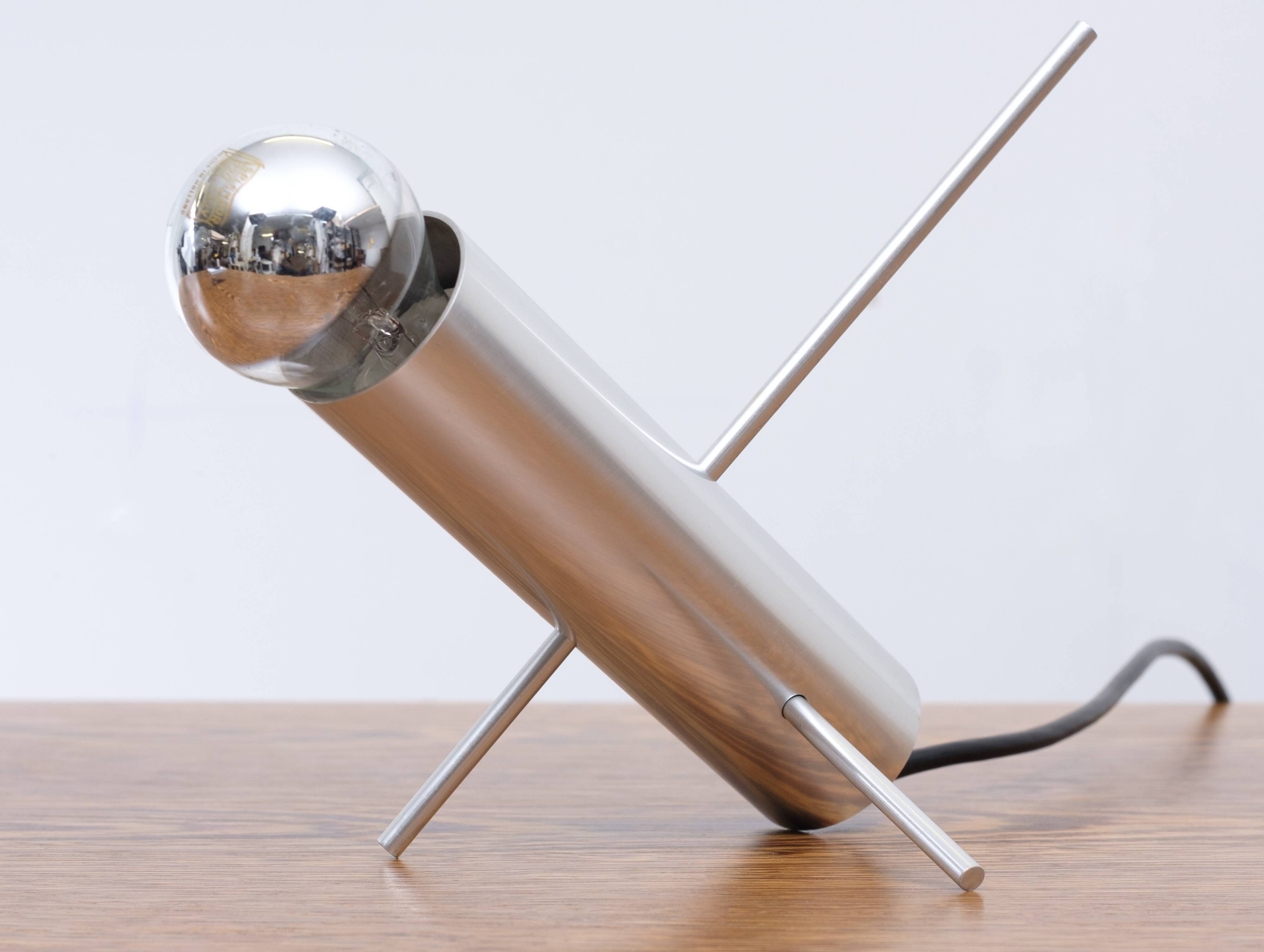 Raak Amsterdam cricket table lamp, design Otto Wasch