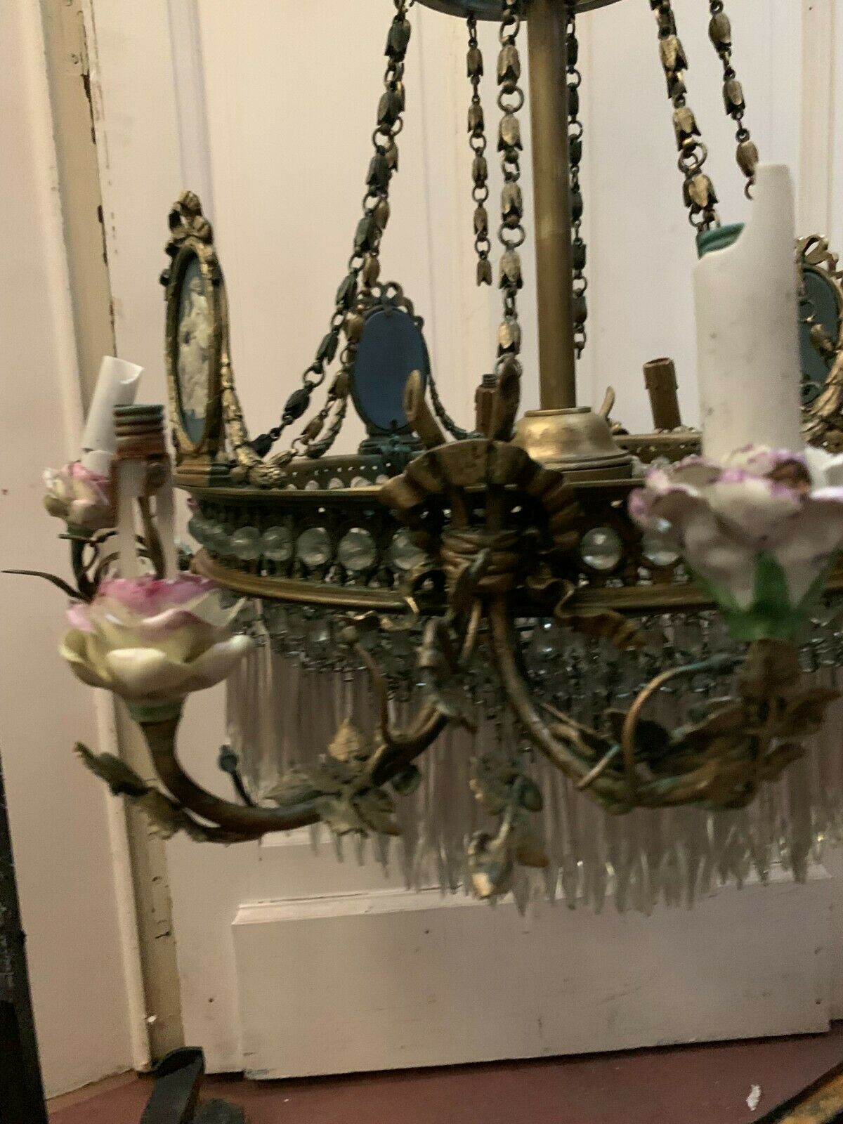 Louis XVI style chandelier in bronze and crystal pendants XIX Century