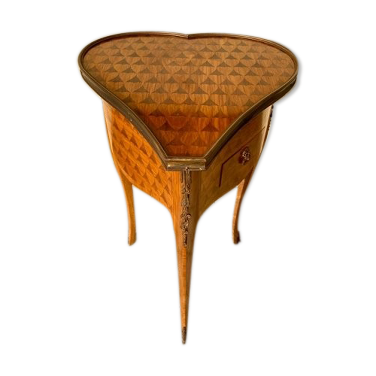Table form heart in style Louis XV marquetry