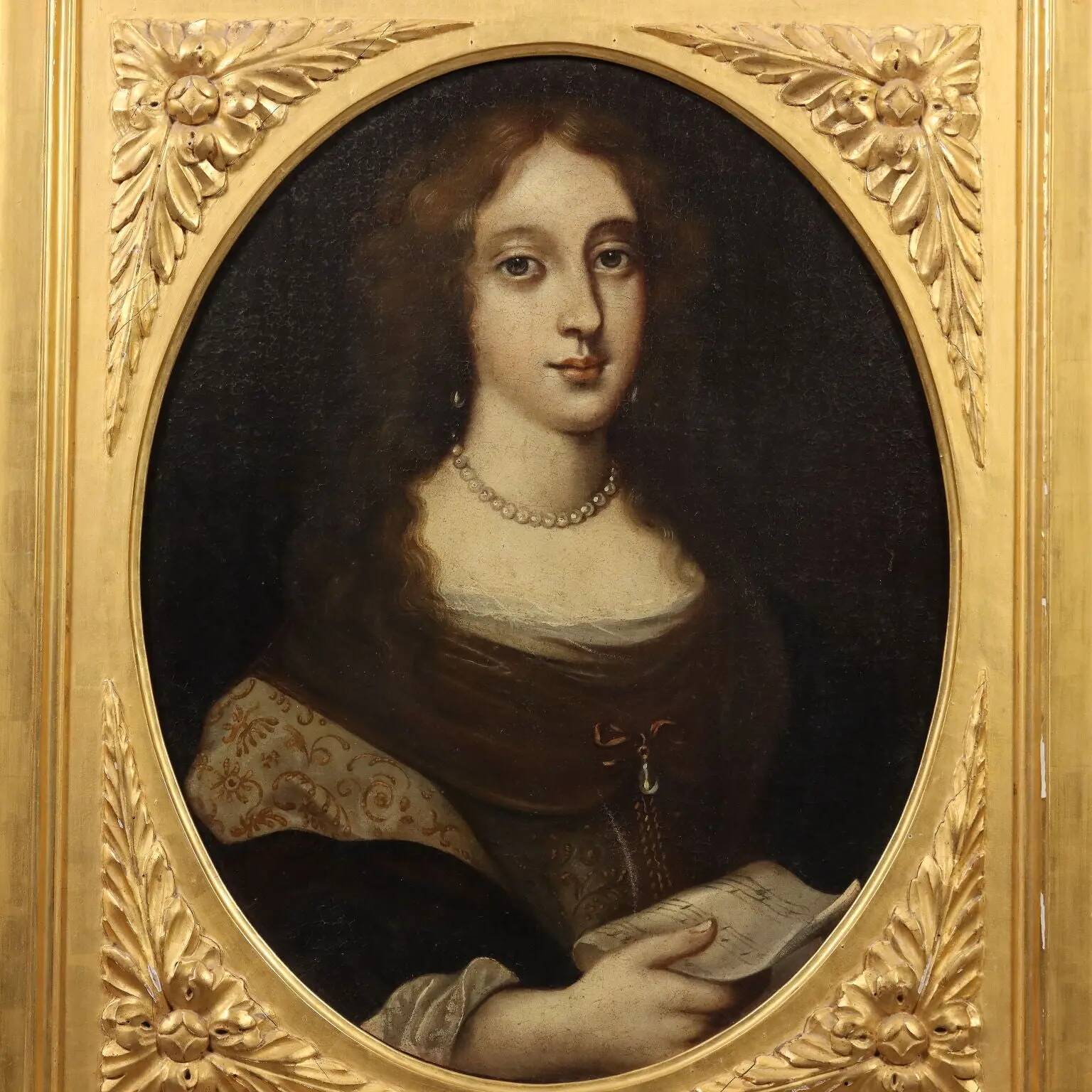 Ancient painting of a woman, oil on canvas, 17th century.