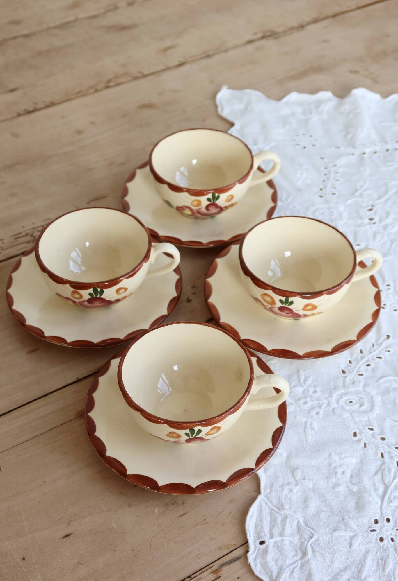 Vintage tea cups in Longchamp earthenware - Agen model