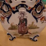 Vase faïencerie Desvres Fourmaintraux 19e siècle