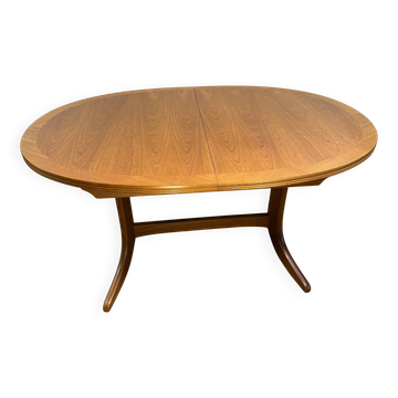 Mid-Century Nathan Teak Extending Dining Table – 1960s Scandinavian Design