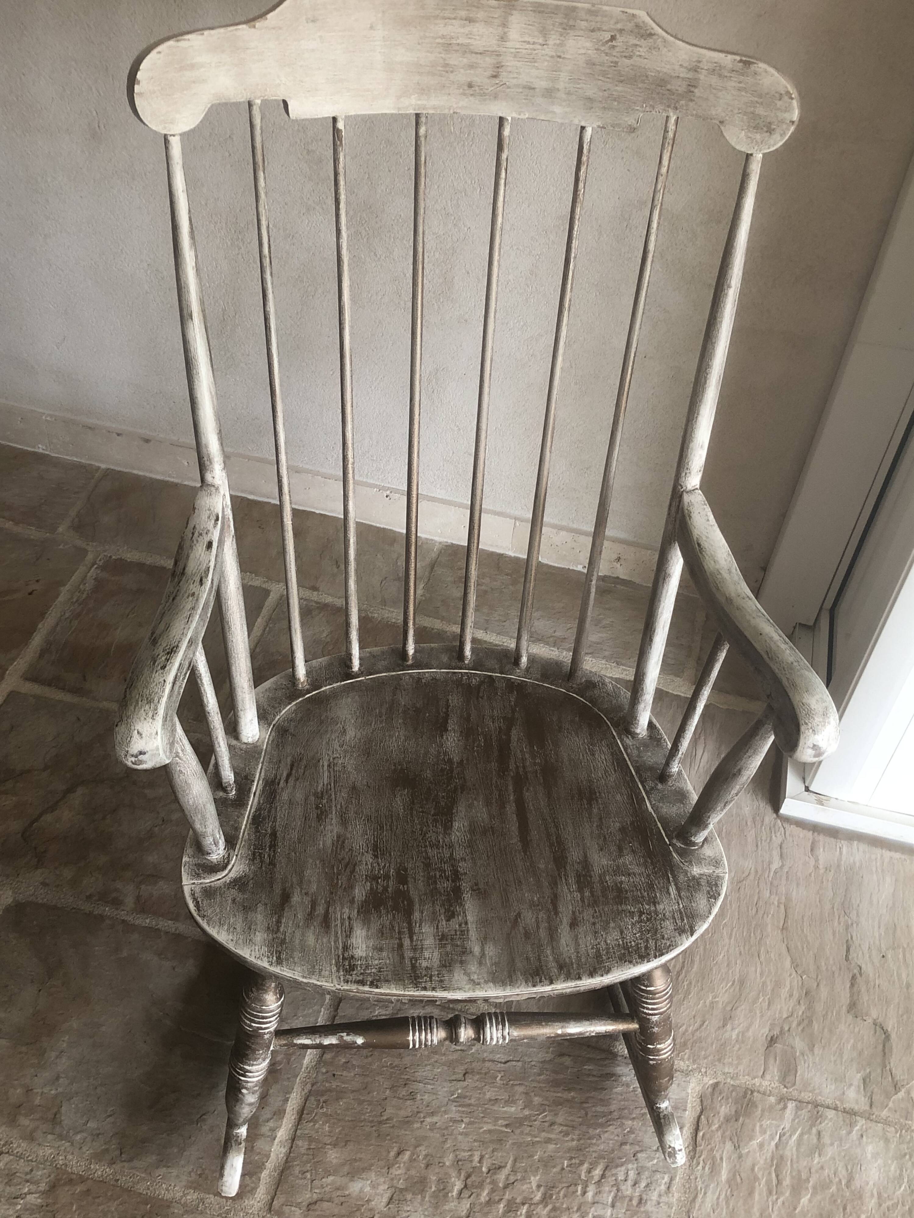Rocking chair