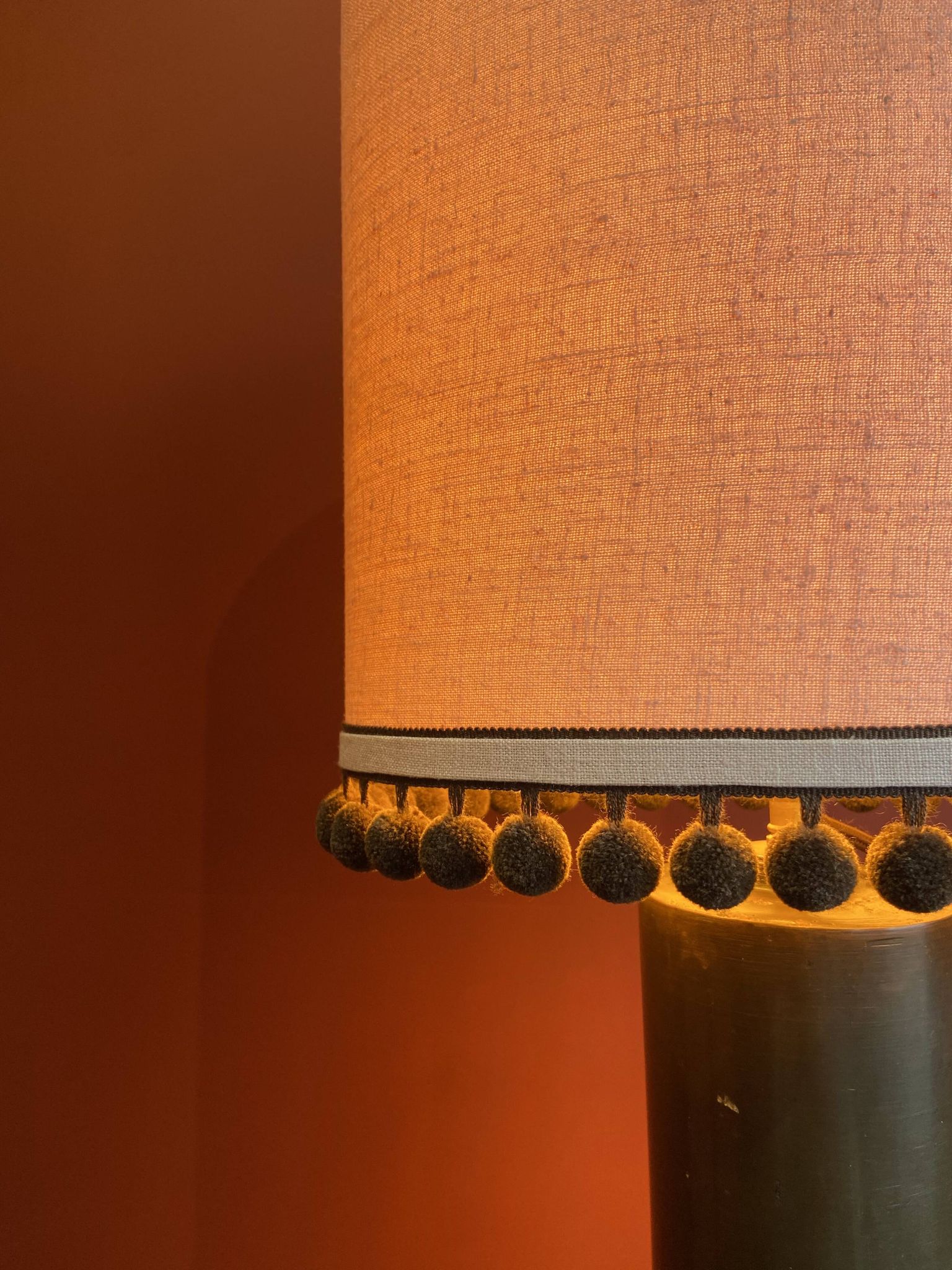 Copper "bouillotte" lamp with Ashoka Silk shade, pom-poms of c