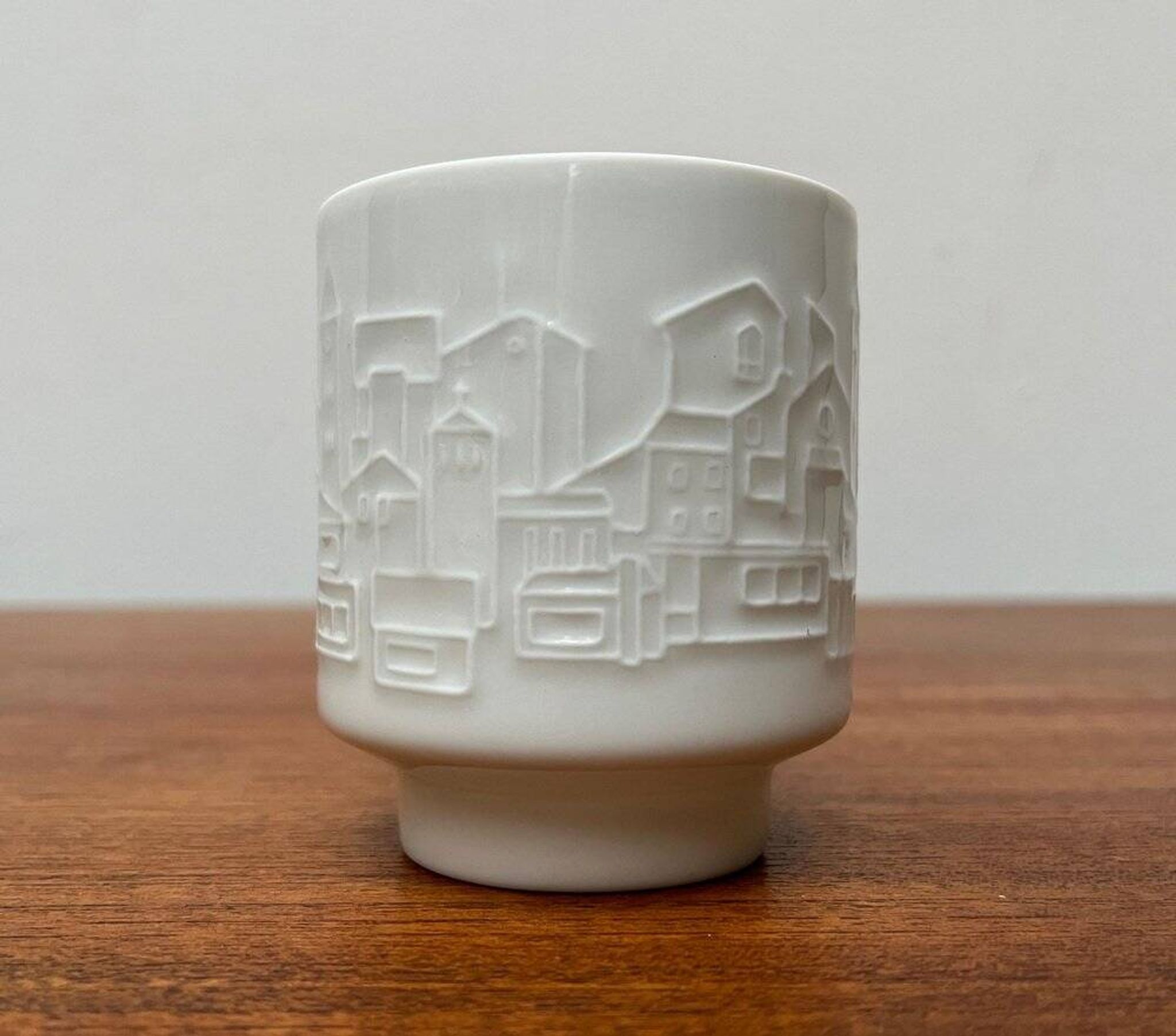 Vintage Mug Vase in German Porcelain with Architectural Patterns by Hans Achtziger for Hutschenreuther