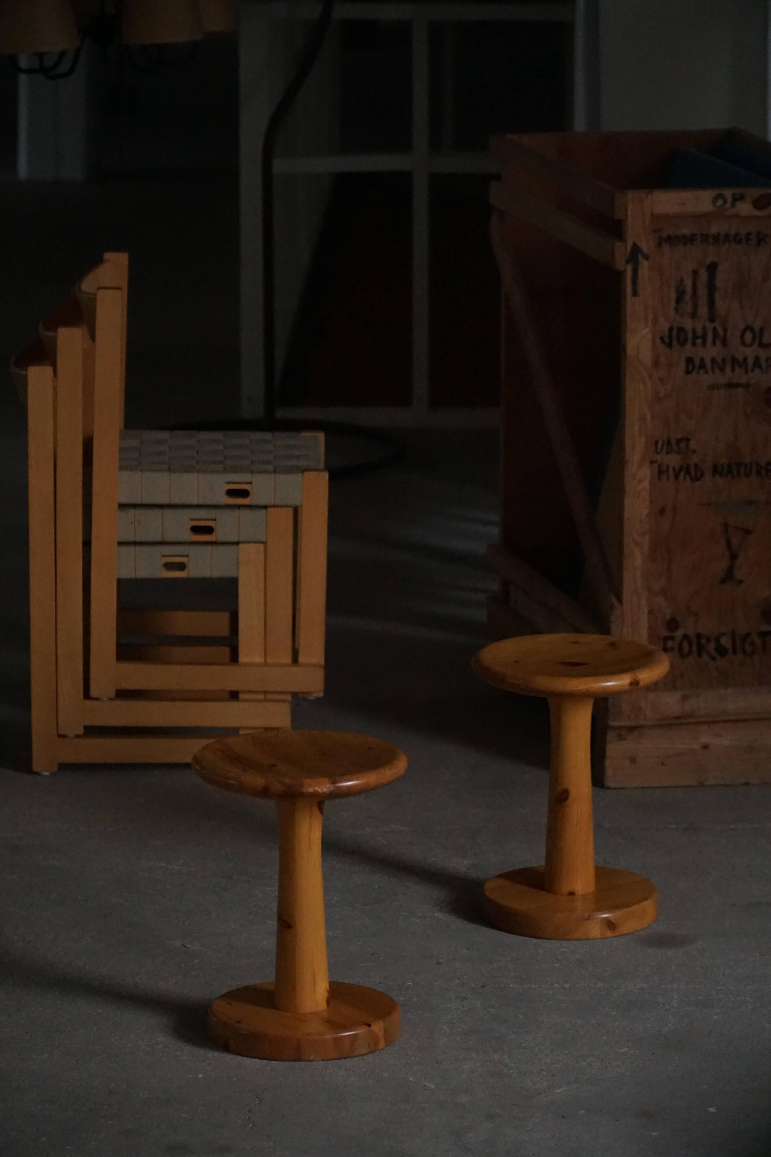 Set of 4 Danish stools / side tables in pine by Rainer Daumiller, mid-20th century, 1970.