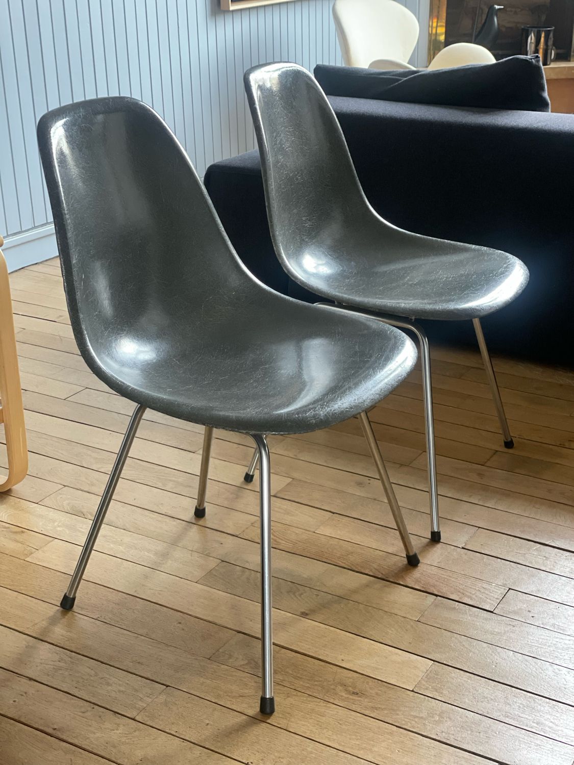 Pair of DSW chairs by Charles and Ray Eames, Herman Miller edition