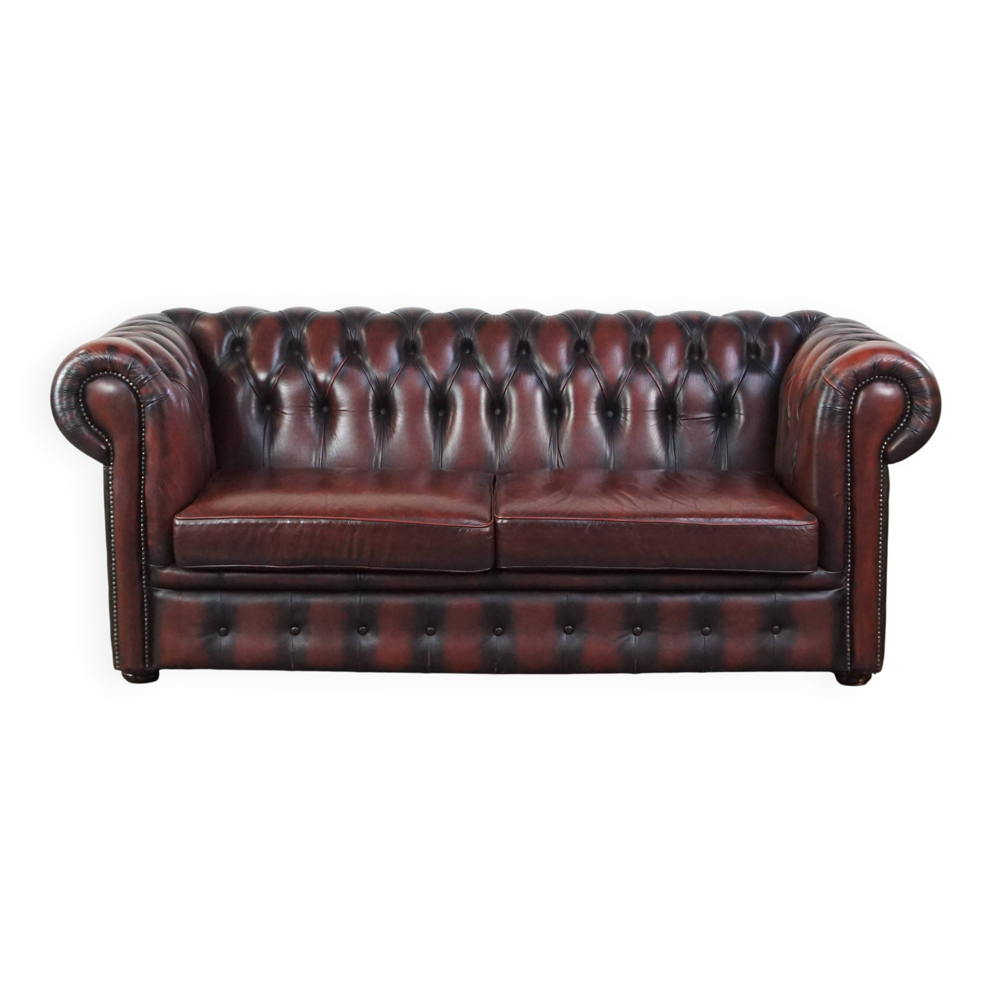 Chesterfield 2.5 seater sofa in dark red cowhide leather