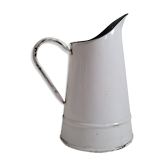 White enamelled broc P