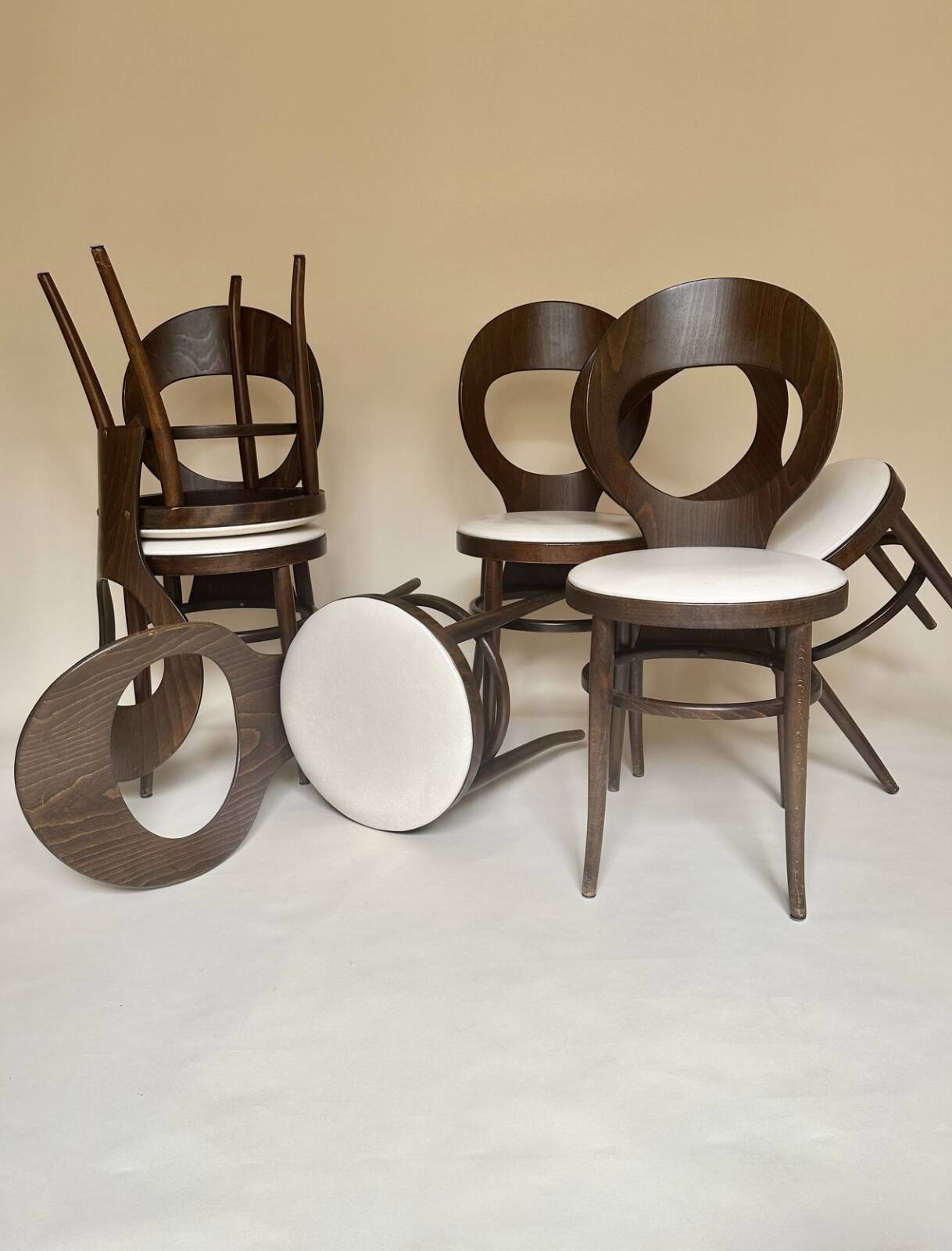 Set de six chaises Mouette Baumann