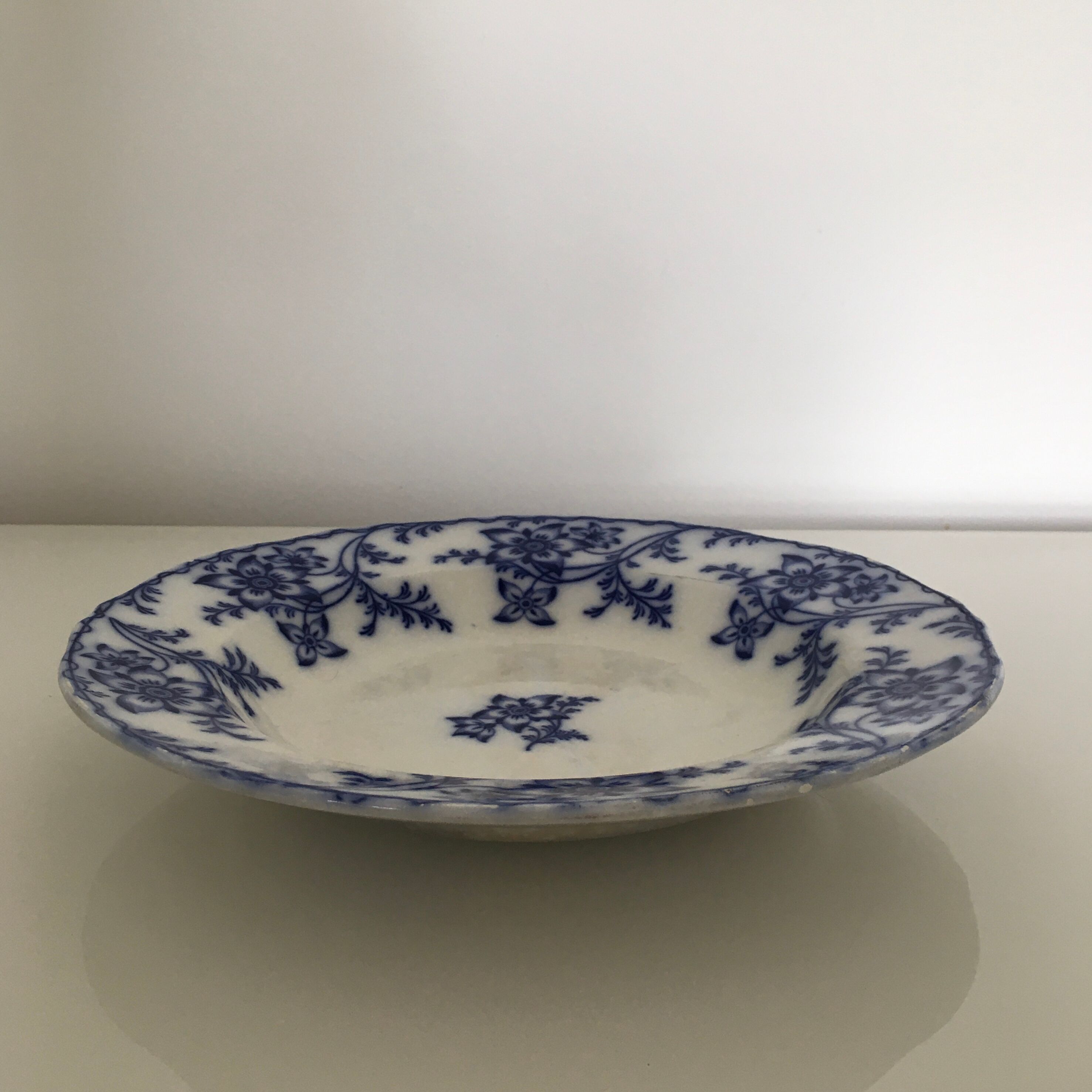 Iron Earth hollow dish