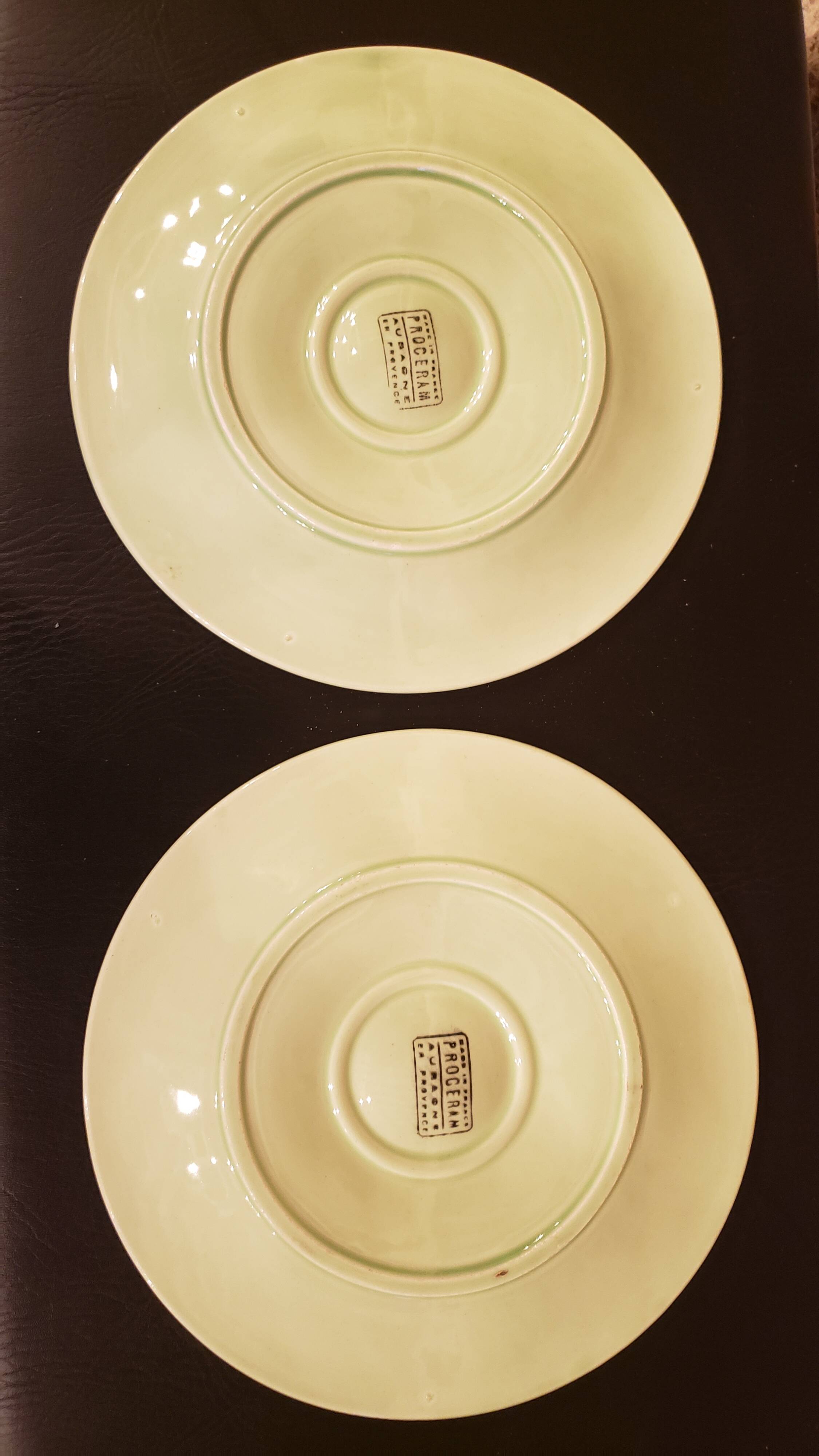 2 Proceram oyster plates from the 50s-60s