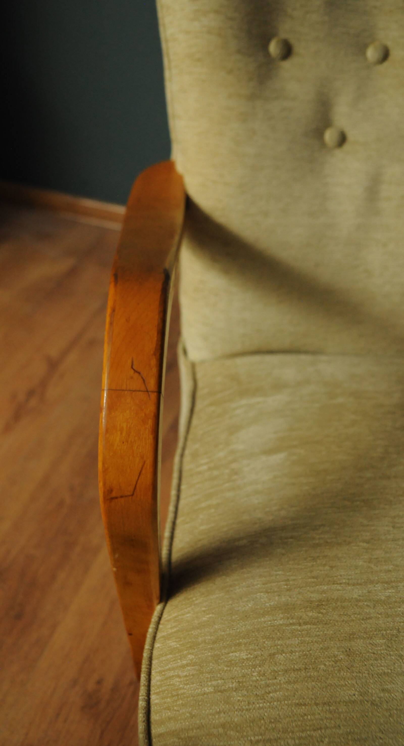 Scandinavian armchair "Pulman"