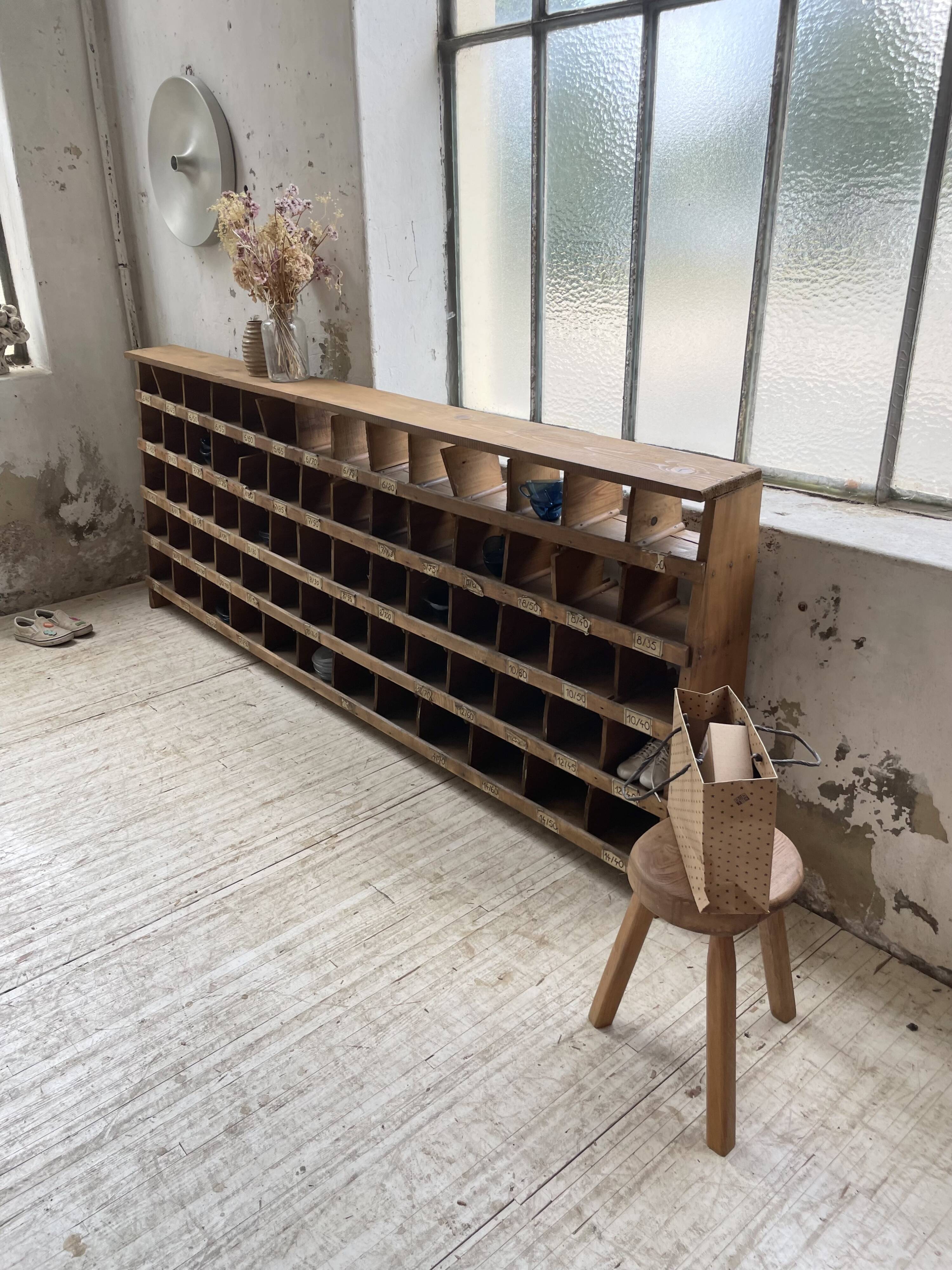 Meuble de métier pin à cases XL 250cm