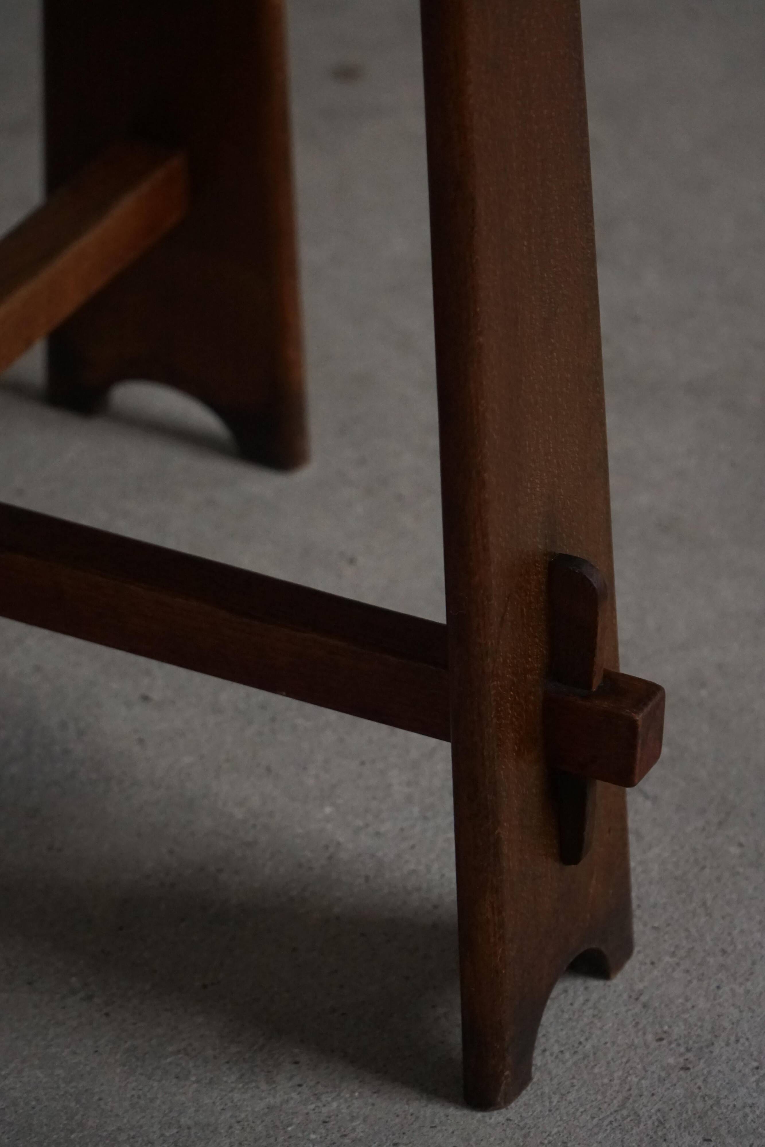 Modern Danish, side table / sculptural console in oak, 1940s