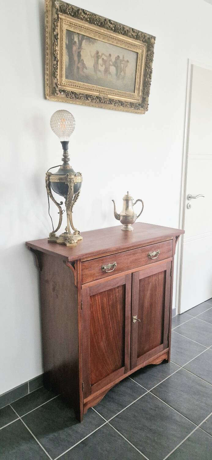 Antique mahogany sideboard signed Maple & Co, 19th century