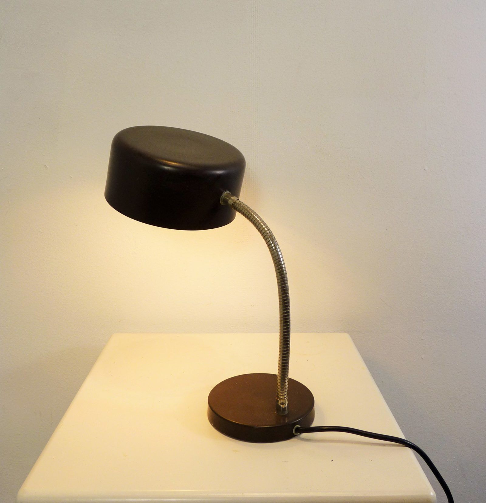 Anvia Mid-Century Desk Lamp