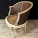 Fauteuil de bureau style Louis XVI en bois laqué