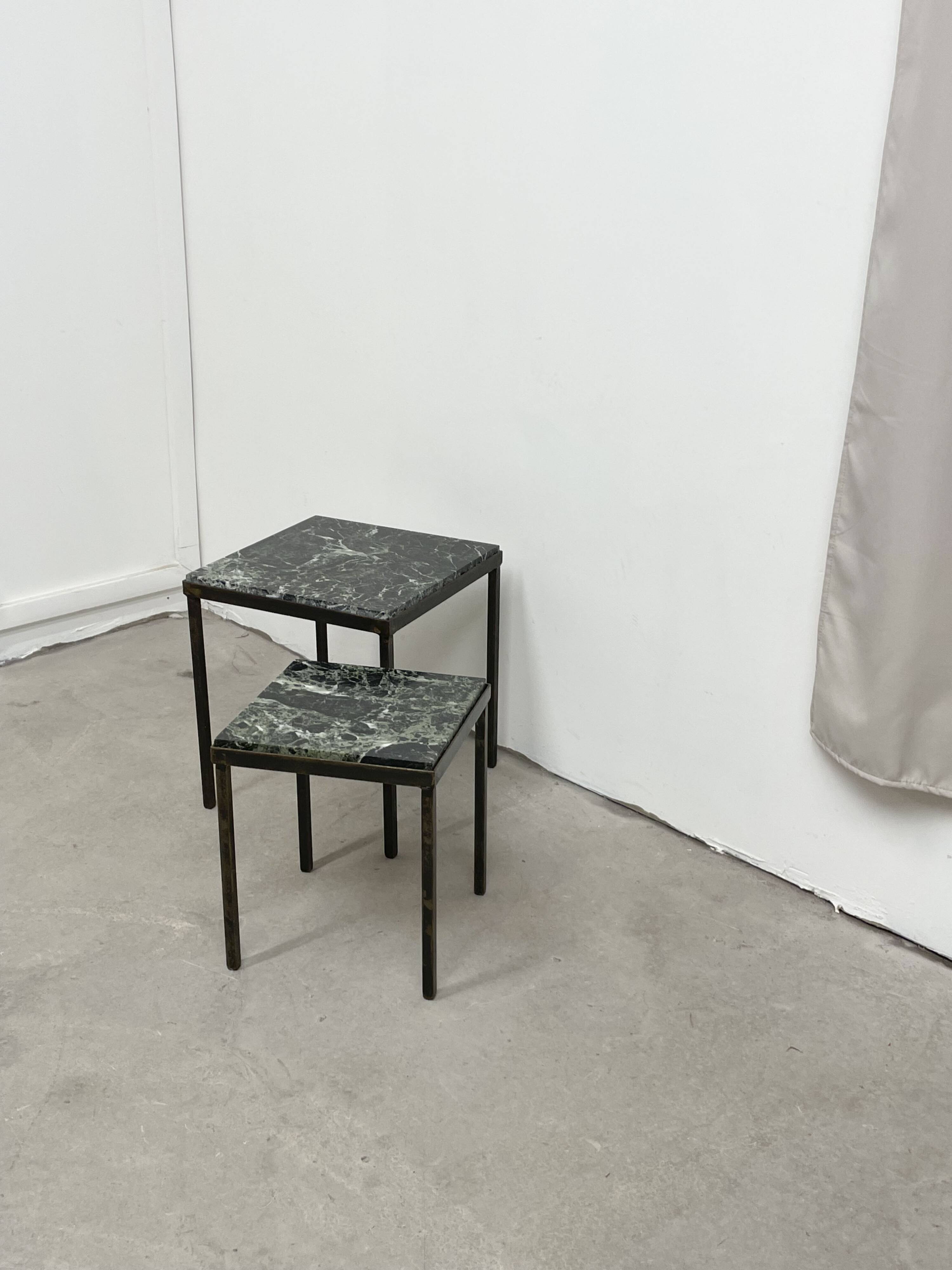 Set of nesting tables in marble