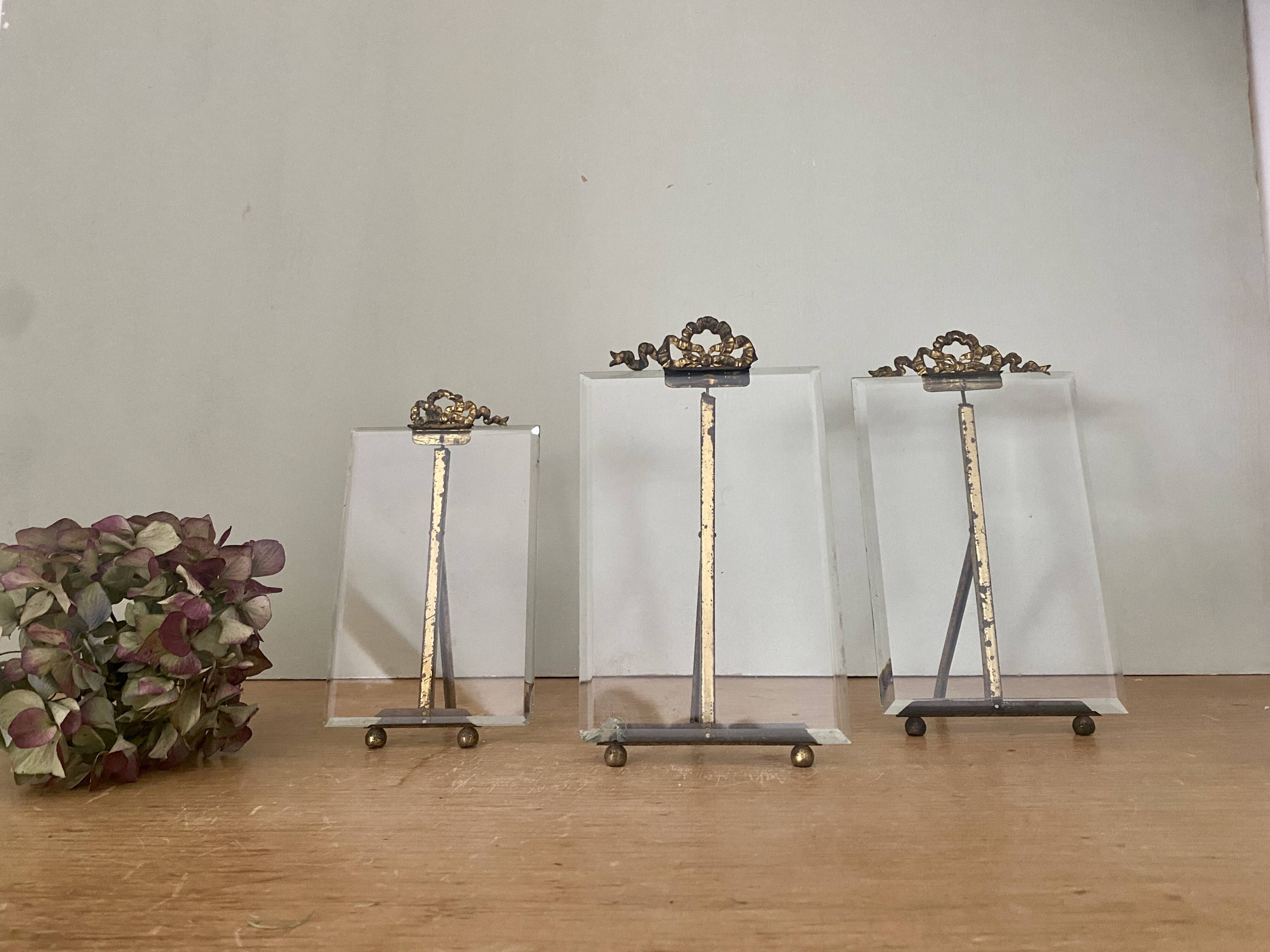 Lot de 3 cadres anciens art déco en verre biseauté et laiton