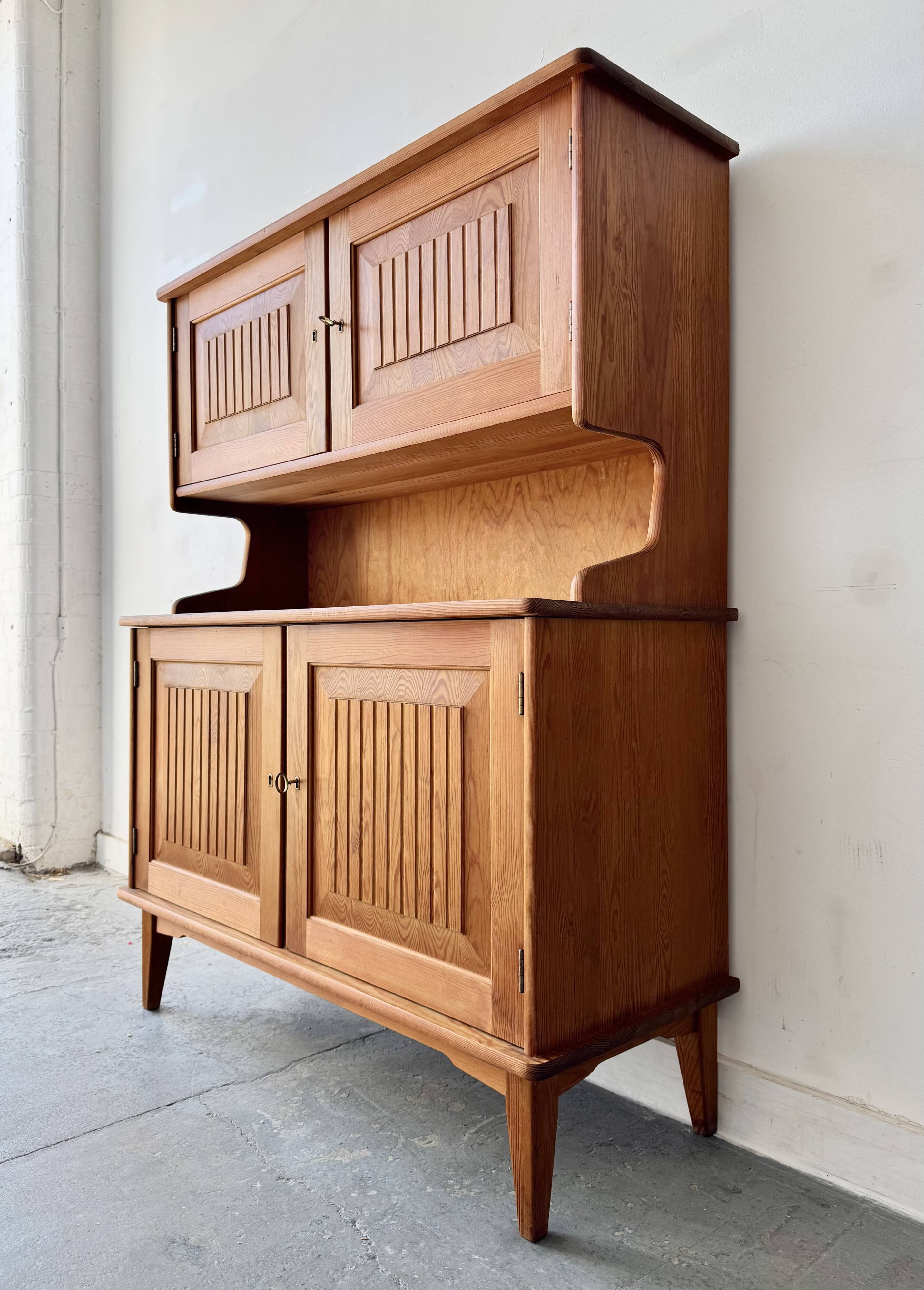 Mid Century Norwegian Pine Sideboard Cabinet by Einar Hjorthaas Møbelfabrik