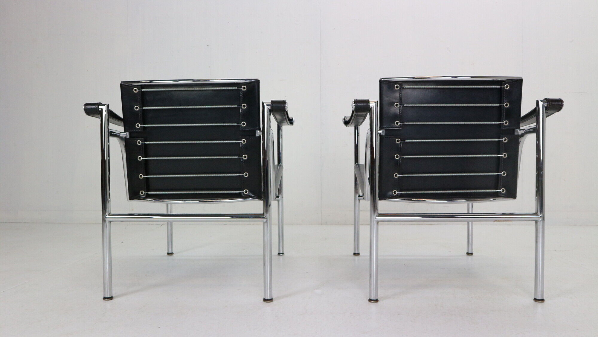 Le Corbusier Set of 2 Black Leather Armchairs Model- LC1 for Cassina, 1970s