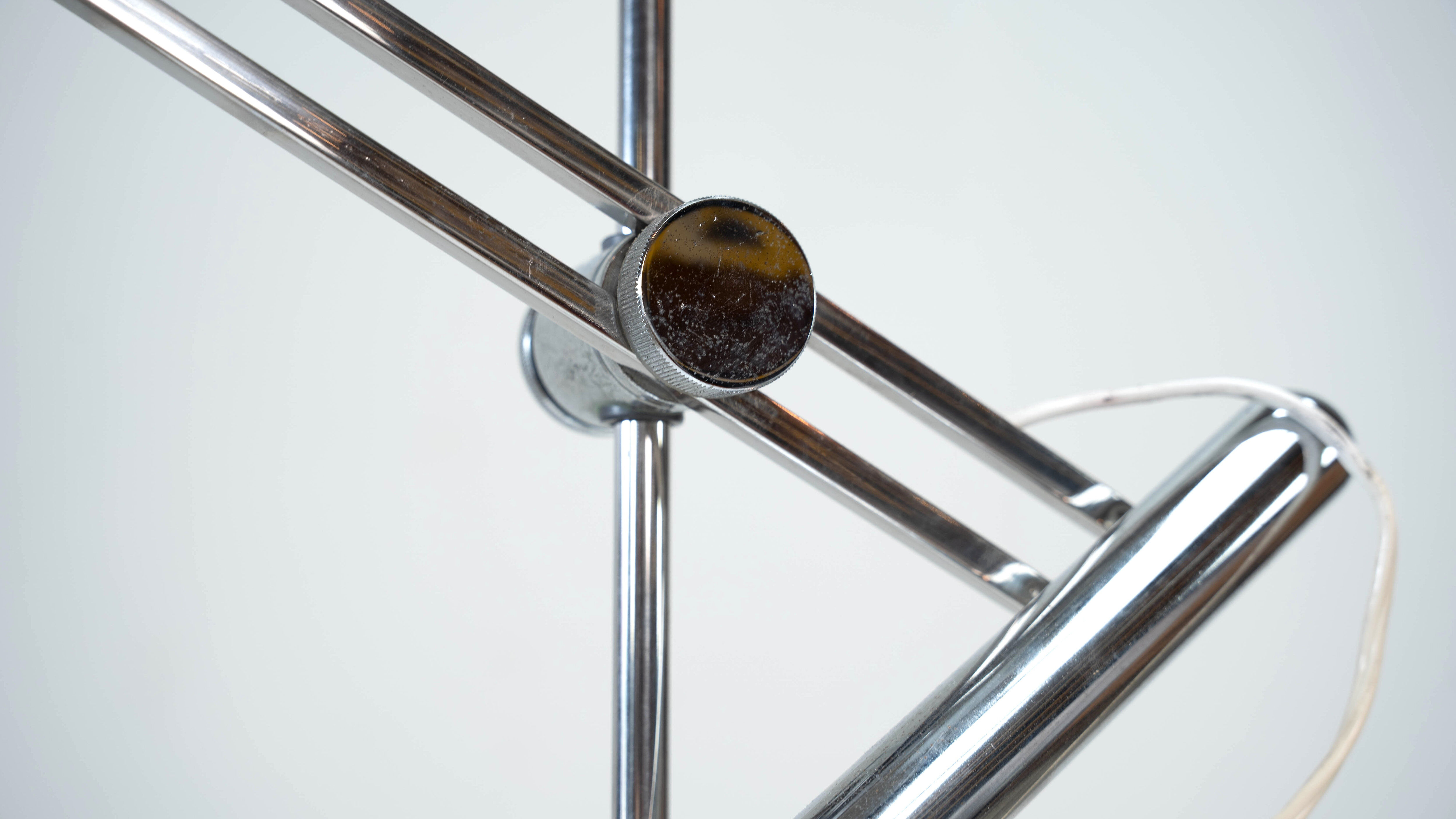Sculptural Italian lamp by Reggiani