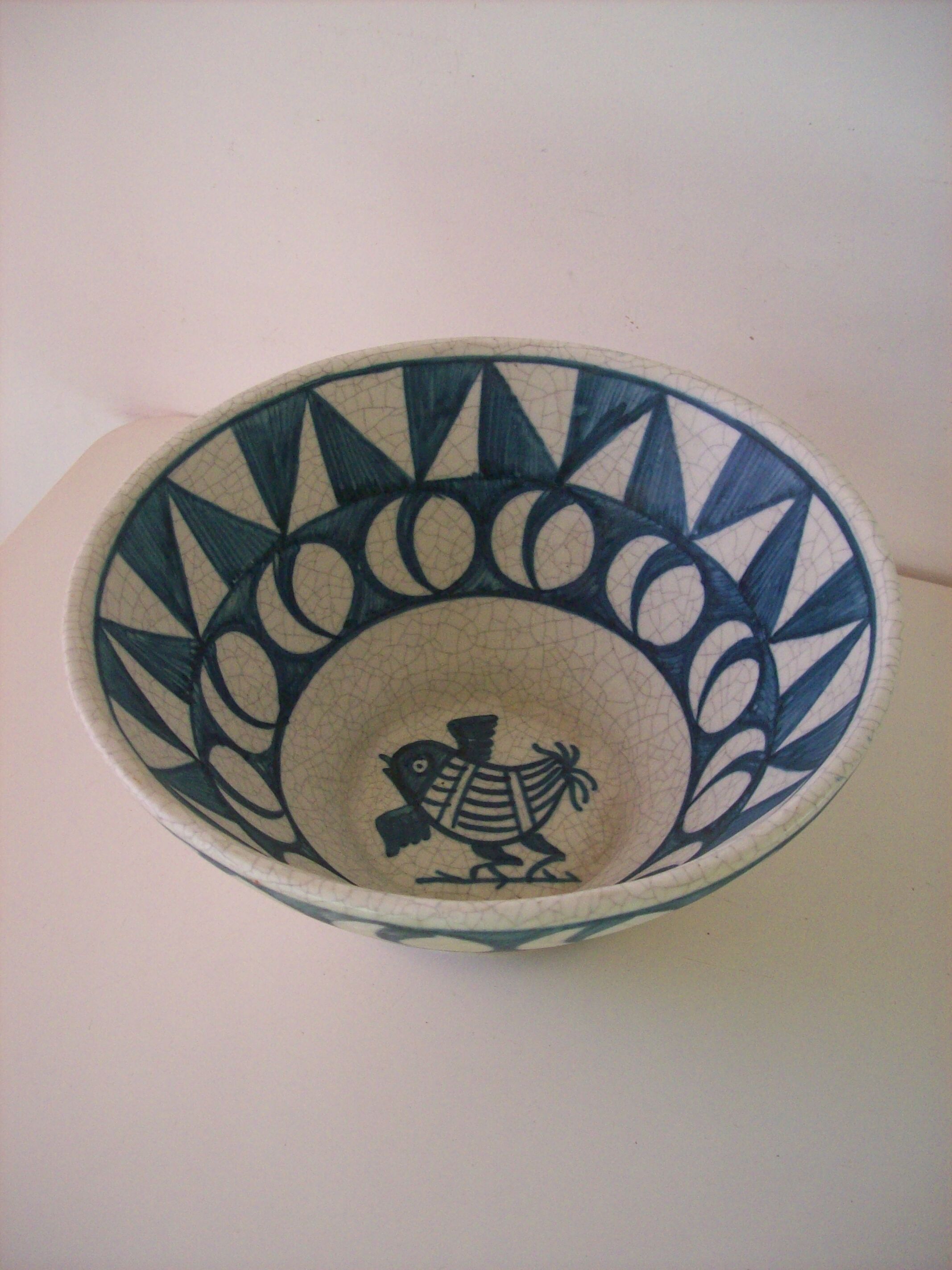 Ceramic salad bowl