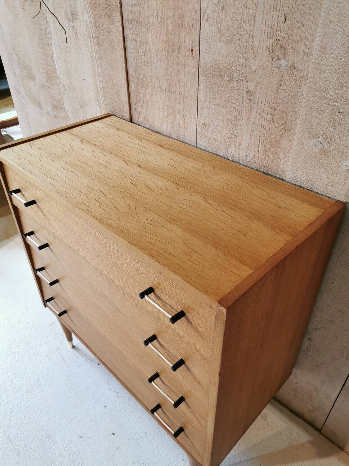 Vintage chest of drawers