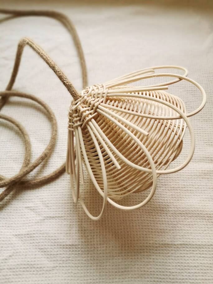 Jaline rattan flower walker