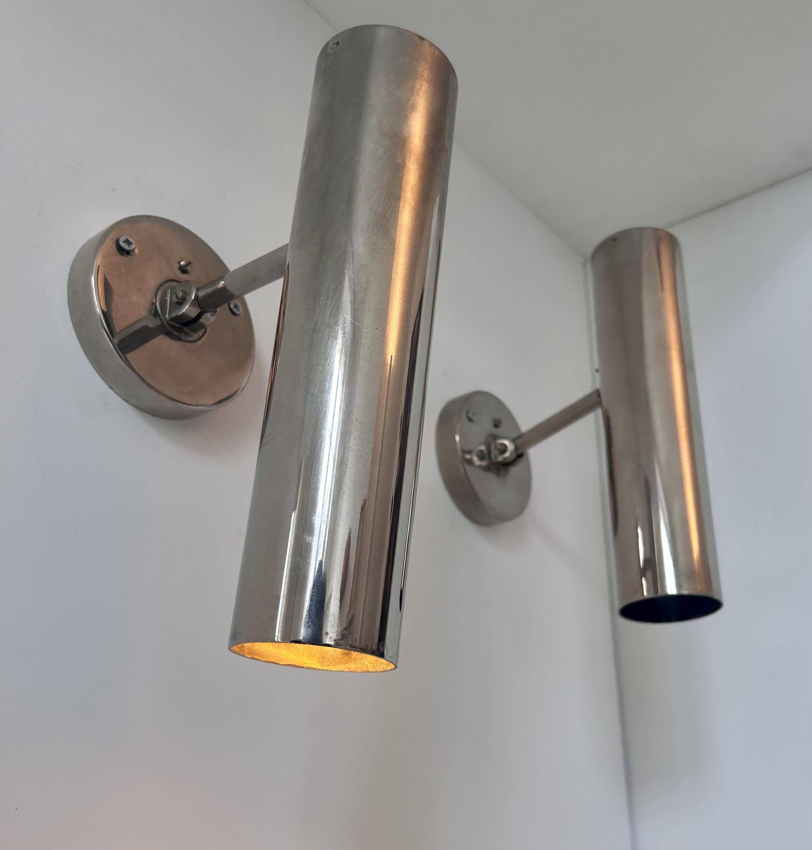 Pair of modernist adjustable wall lights, chrome metal, France 1960