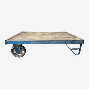 Grand chariot table basse industriel bleu, 1960s