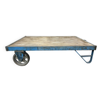 Grand chariot table basse industriel bleu, 1960s