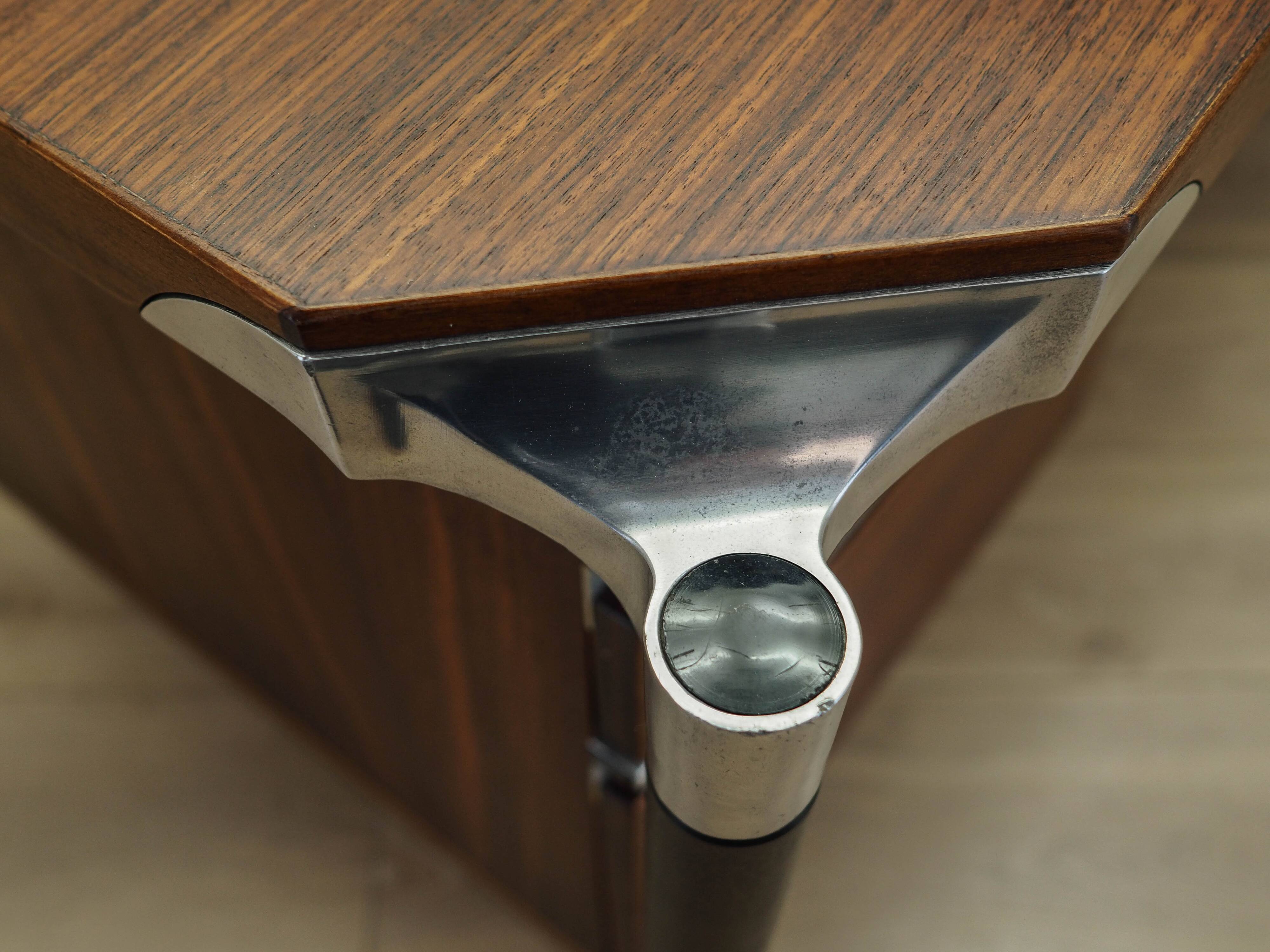 Bureau en palissandre, design italien, années 1970, designers : Ico et Luisa Parisi, manufacture