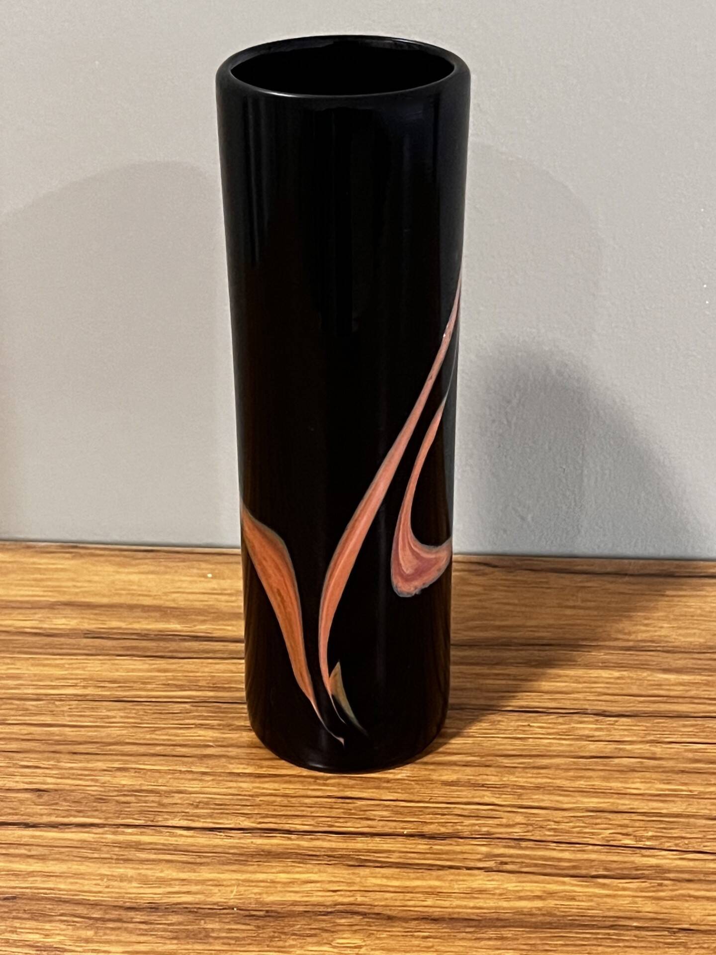 Roller vase glassware from Maure Vieil