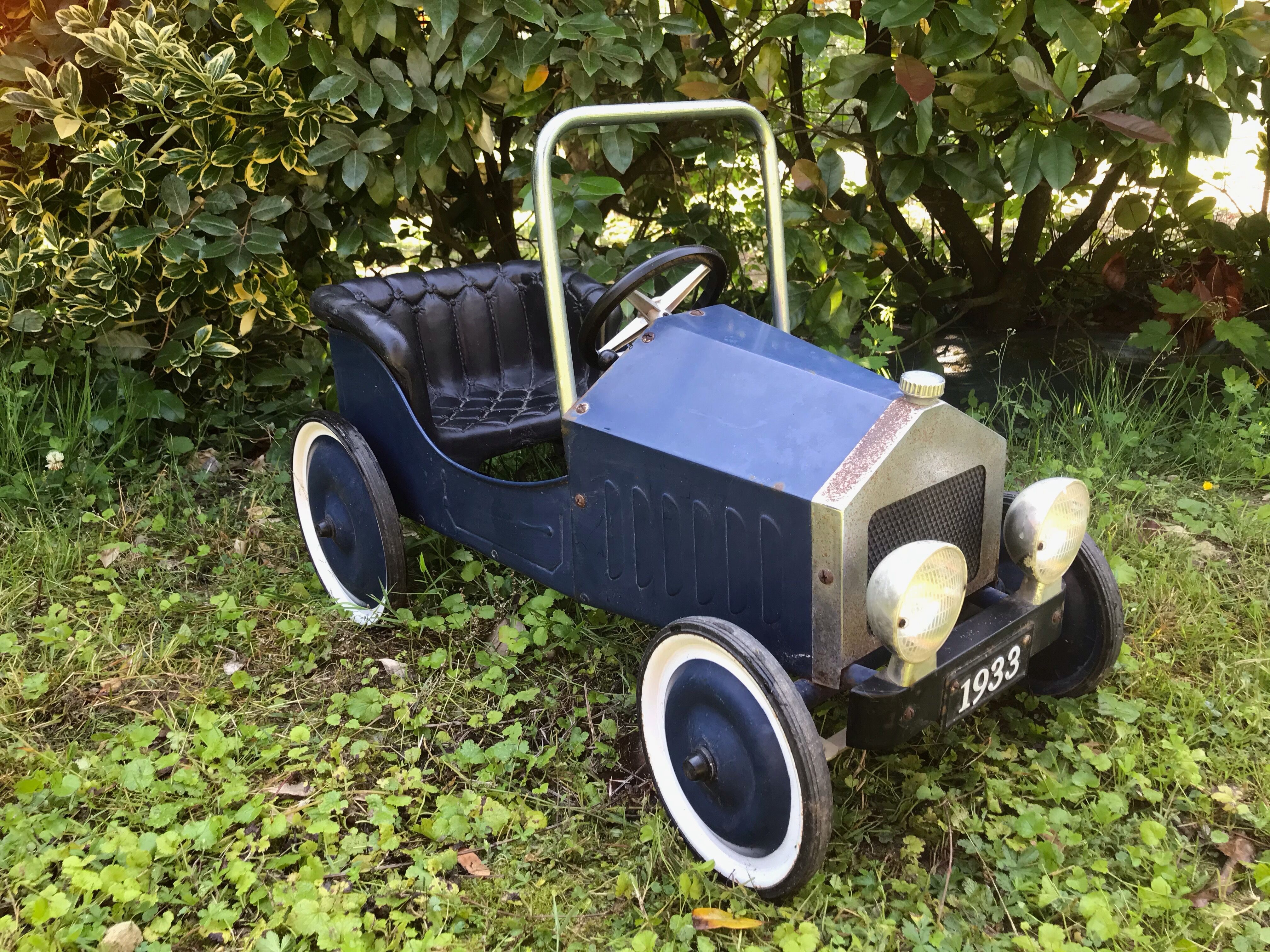 Old pedal car