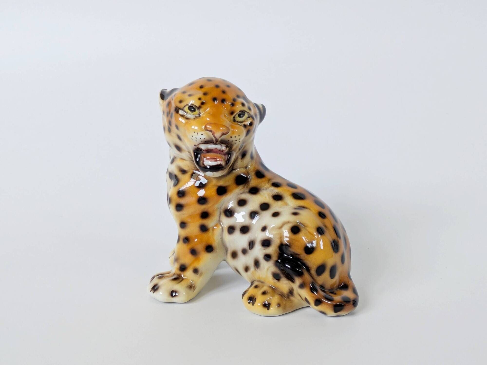 Porcelain leopard statuette, Ronzan, Italy, 1950s