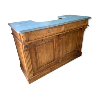 Zinc bar counter