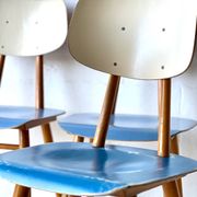 Chaises de salle à manger par TON