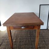 Old farmhouse table from the 50s with 1 drawer.