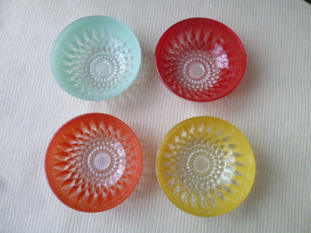 Set de 4 coupelles en verre vintage années 60-70