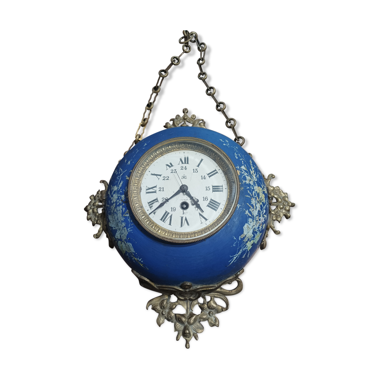 Wall clock in glazed earthenware decoration and brass chain empire style