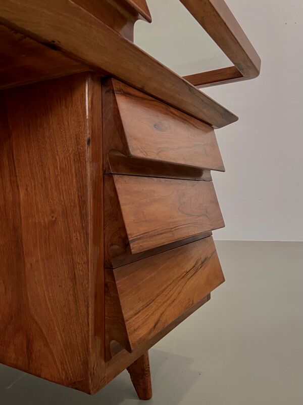 Bureau de Silvio Cavatorta en noyer massif, Italie, années 1950