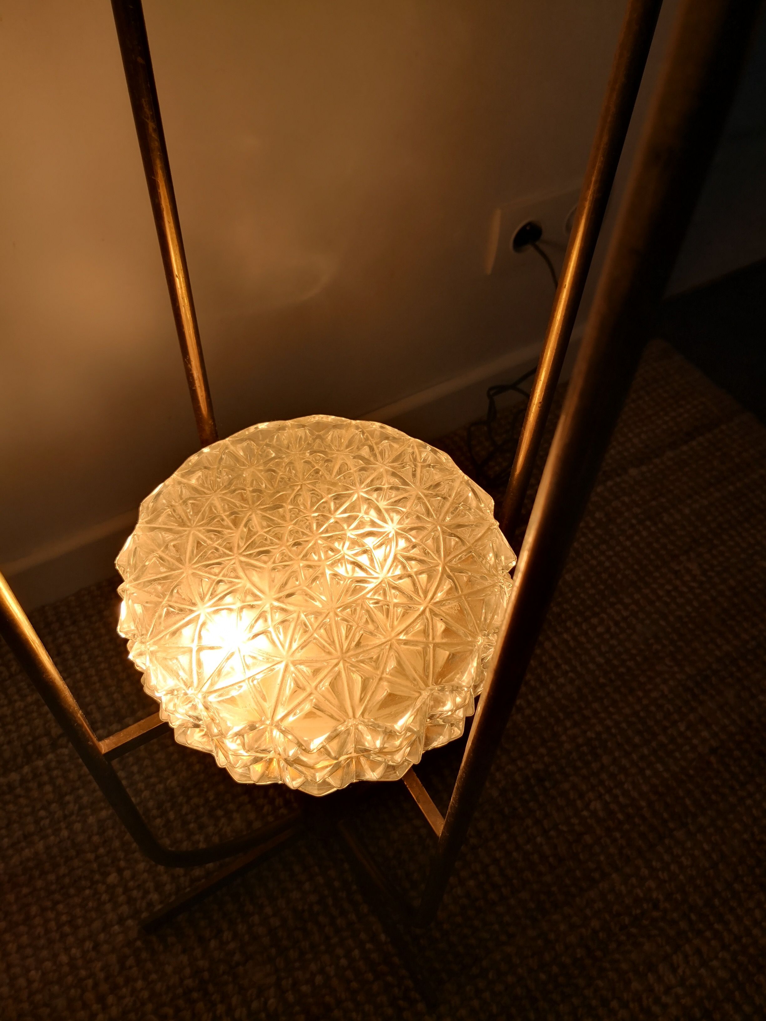 5 lamp post globes 60s