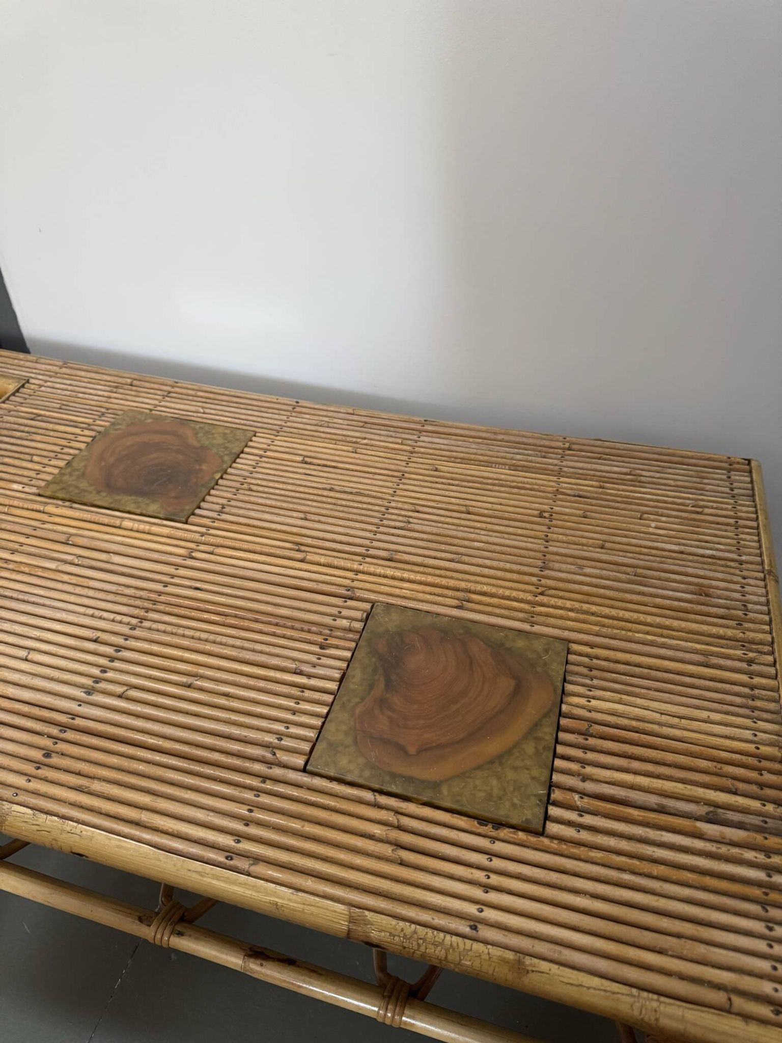 Table basse vintage en rotin