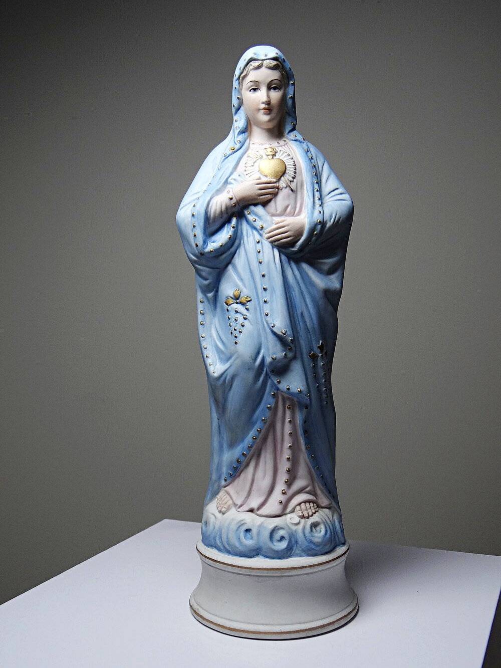 Grande Sainte Vierge au Sacré Coeur en biscuit polychrome ancienne